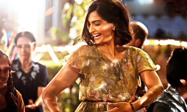 /media/k2/galleries/50566/Neerja-Movie-Stills-03