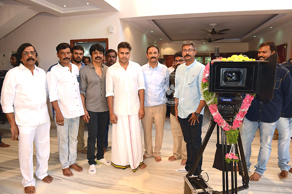 /media/k2/galleries/52538/Pawan-Kalyan-SJ-Suriyah-Film-Launch-Pics-01