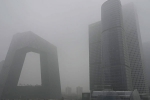 Beijing pollution breaking news, China pollution level, china s beijing shuts roads and playgrounds due to heavy smog, Highways