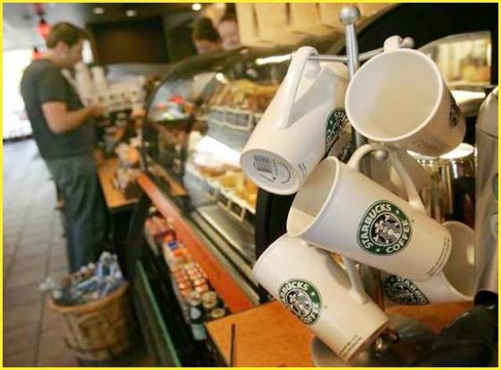 Starbucks to shed its insect red dye