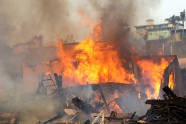 California Wildfire: New wildfire sweeps across Los Angeles