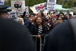 Eddie Johnson, Eddie Johnson, chicago citizens stand united against trump following his first visit, Rainbow