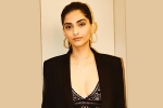 Sonam Kapoor updates, Sonam Kapoor updates, sonam flaunts off her curves, Cleavage